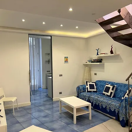 Dea Plebiscito - Donna Elena Plebiscito Apartmán