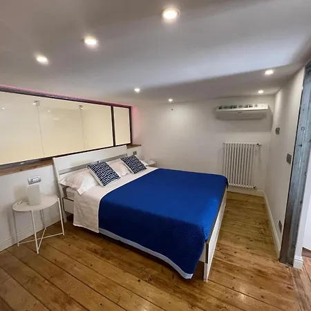 Dea Plebiscito - Donna Elena Plebiscito